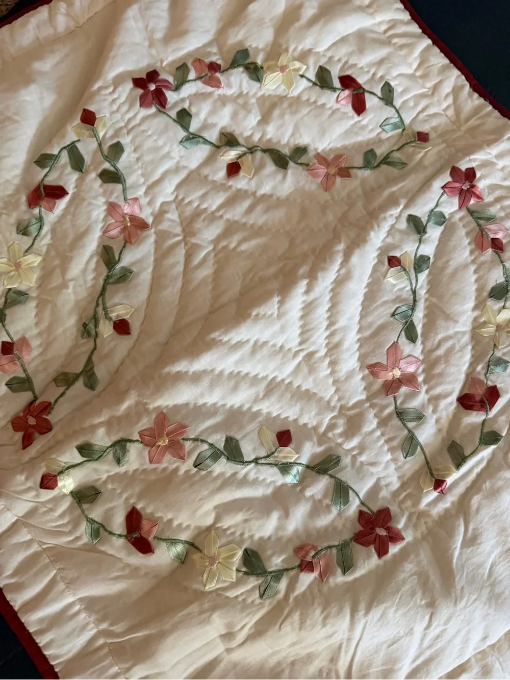 New American Traditions Cream Quilted Abigail Ribbon Pillow Sham 20x26” Country